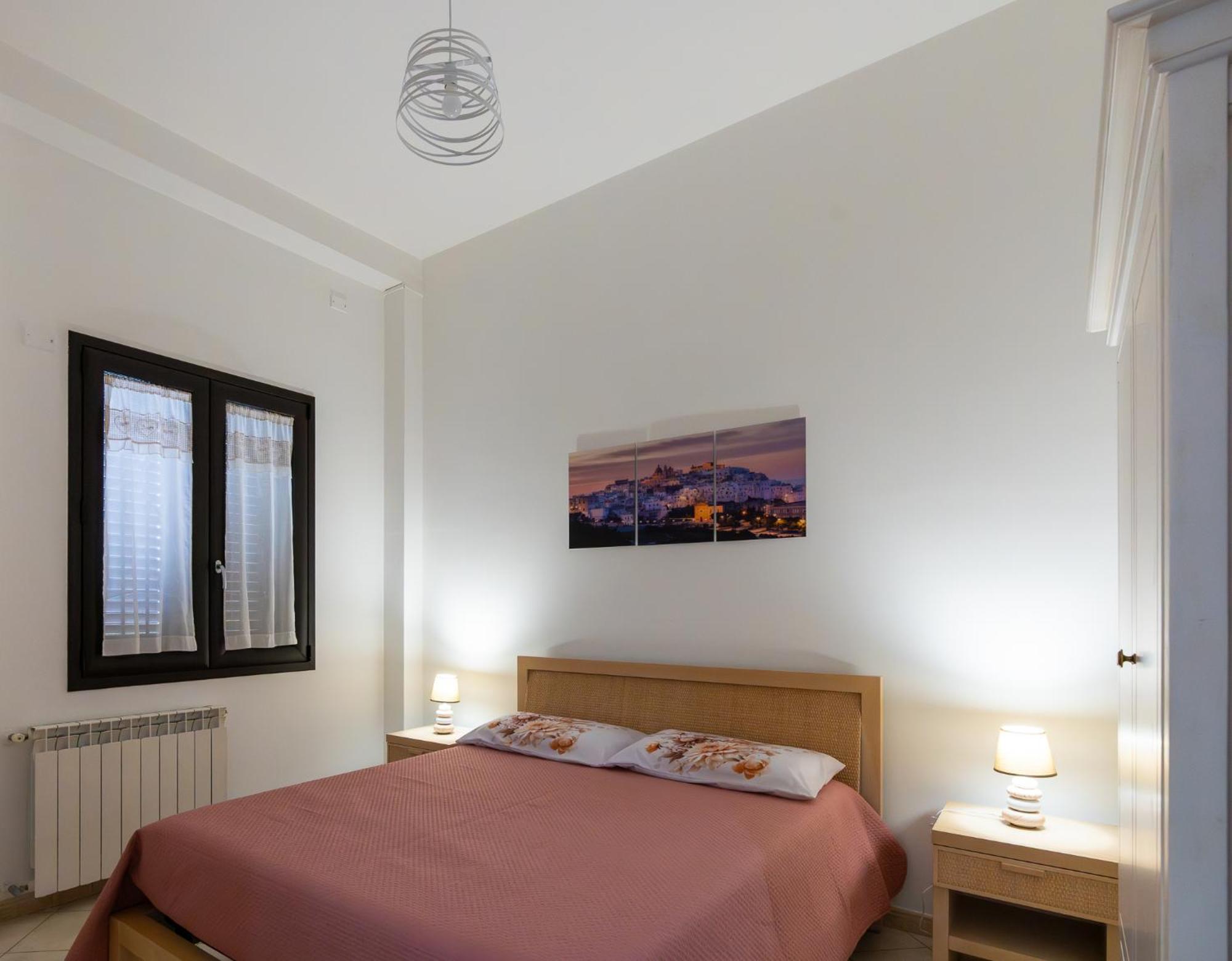 Casa Vacanze Ines Latiano 外观 照片