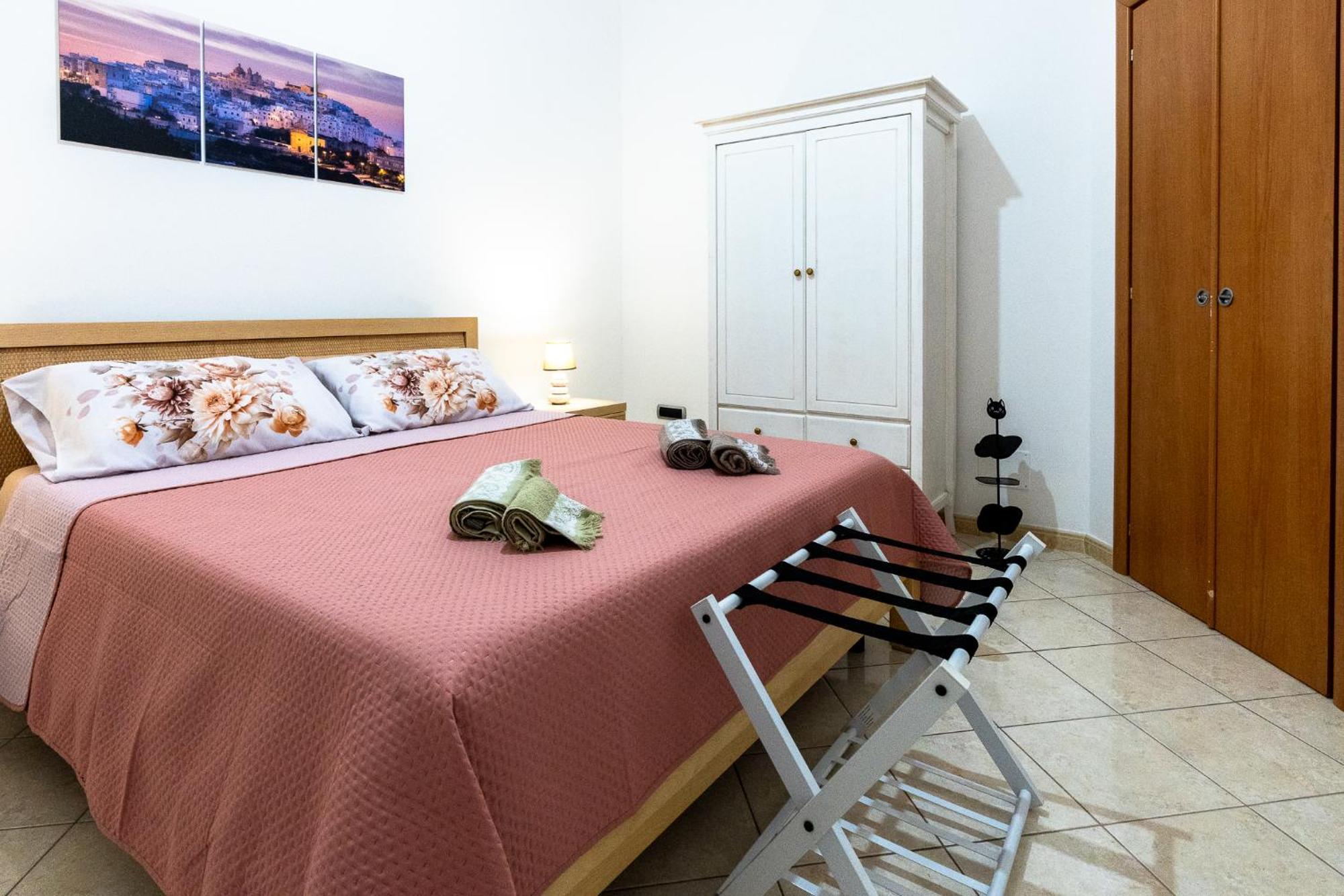 Casa Vacanze Ines Latiano 外观 照片