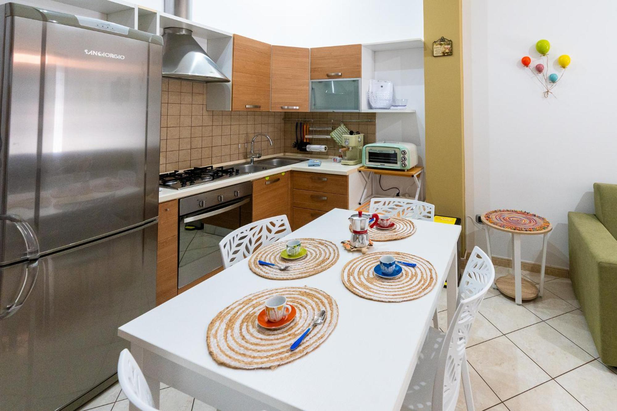 Casa Vacanze Ines Latiano 外观 照片